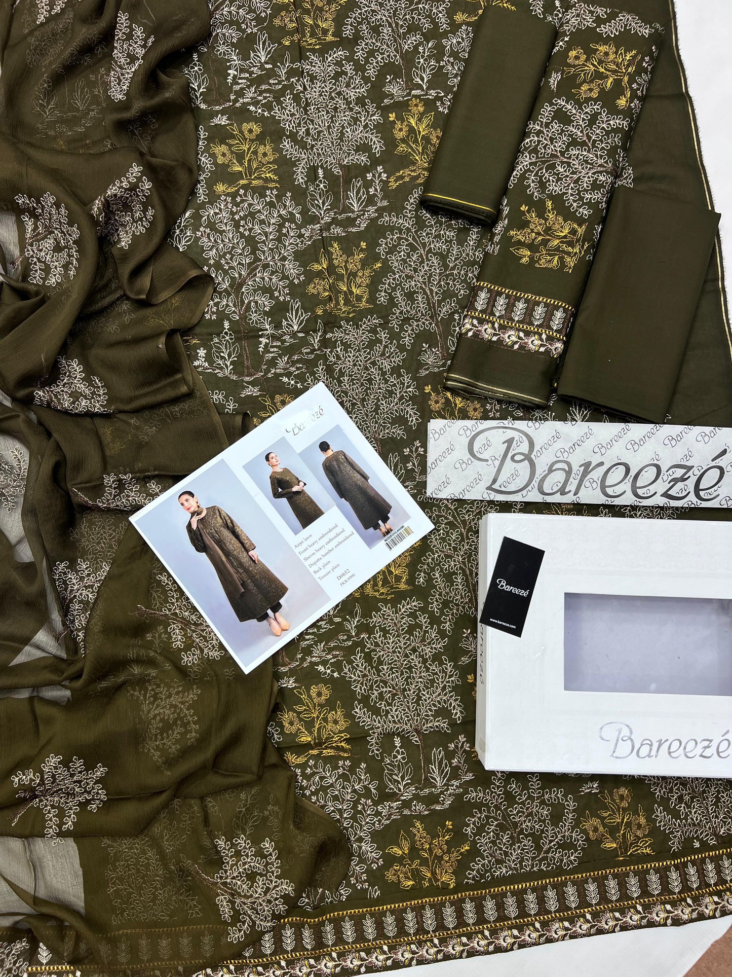 BAREEZE LAWN WITH BAMBER EMBROIDERY DUPATTA