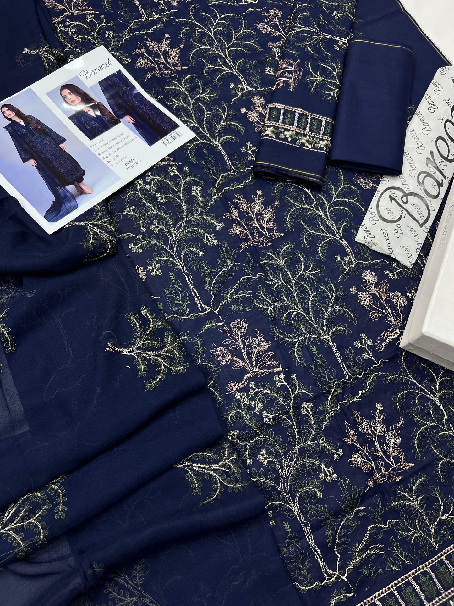 BAREEZE LAWN WITH BAMBER EMBROIDERY DUPATTA